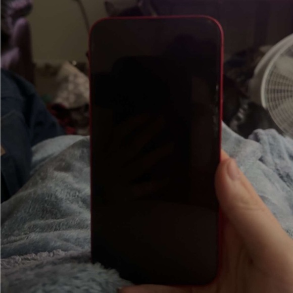 iPhone 14 perfect condition is locked to AT&T need gone asap - Picture 2 of 4
